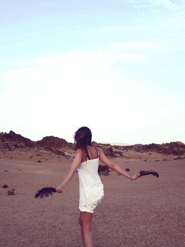 Modal Scoop Tank – front